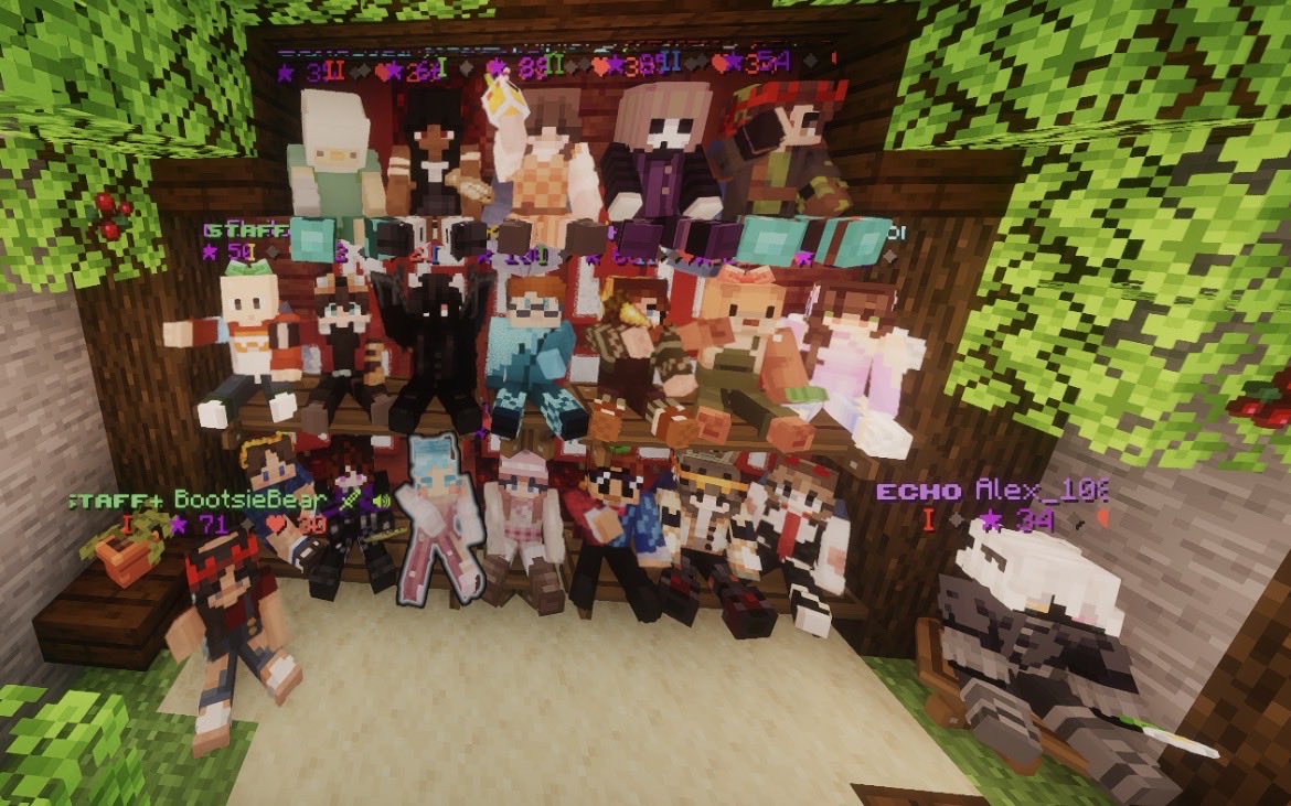 tundrasaim's tweet photo. THE REALM REUNION!! It was so good seeing everyone once again. Really glad everyone got to come together and share memories <3 (Thank you to the Staff for putting it all together) https://t.co/40YtrswlVK
