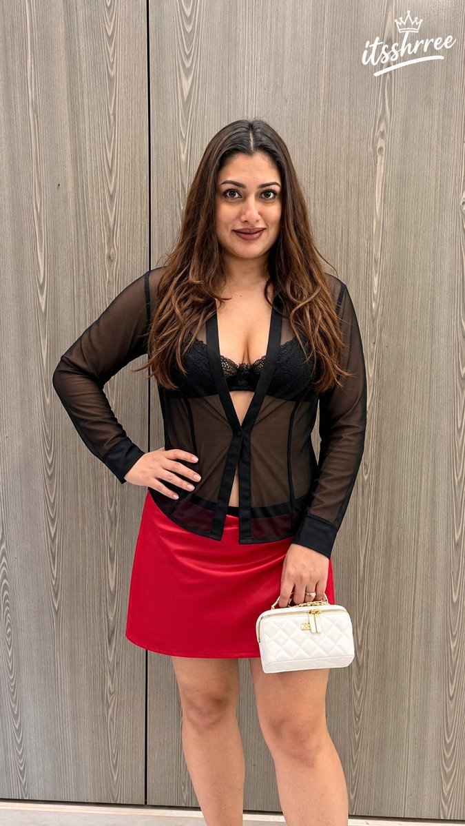 itsshrree's tweet photo. @shwetakonnurmenon @malavika_officialfp #shwetakonnurmenon #fashion #photoshoot #film #actress #kerala

itsshrree ♥️✨
Just vibes. No explanations. 🖤

#Itsshrree #InstaVibes #InstaDaily #IndianInstagram ExplorePage

🚀 Follow for more @itsshrree https://t.co/kH2lLChwvj