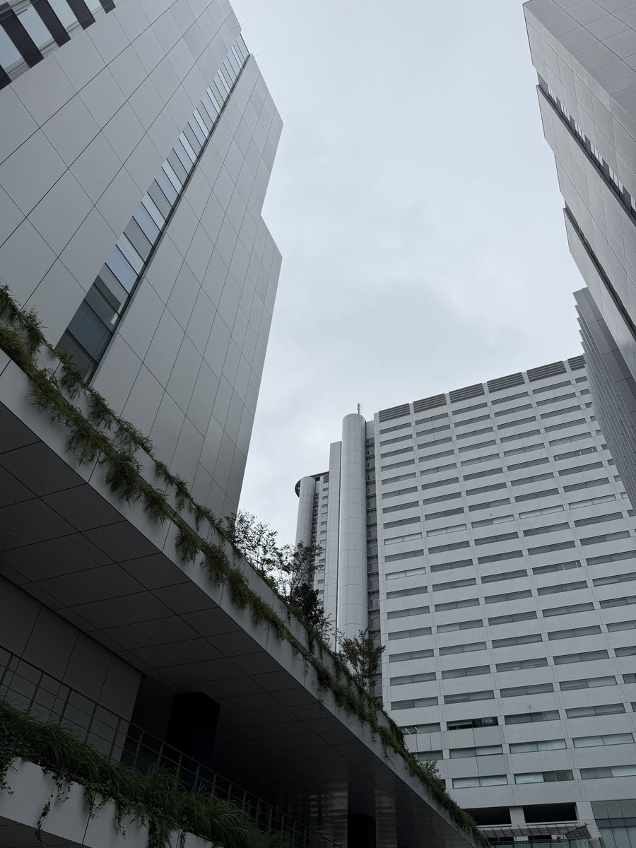 rkmt's tweet photo. 何十年ぶりぐらいにNEC玉川事業場(新入社員で研修した)当時はガチ工場でした🤗 https://t.co/y9z12vMdBU