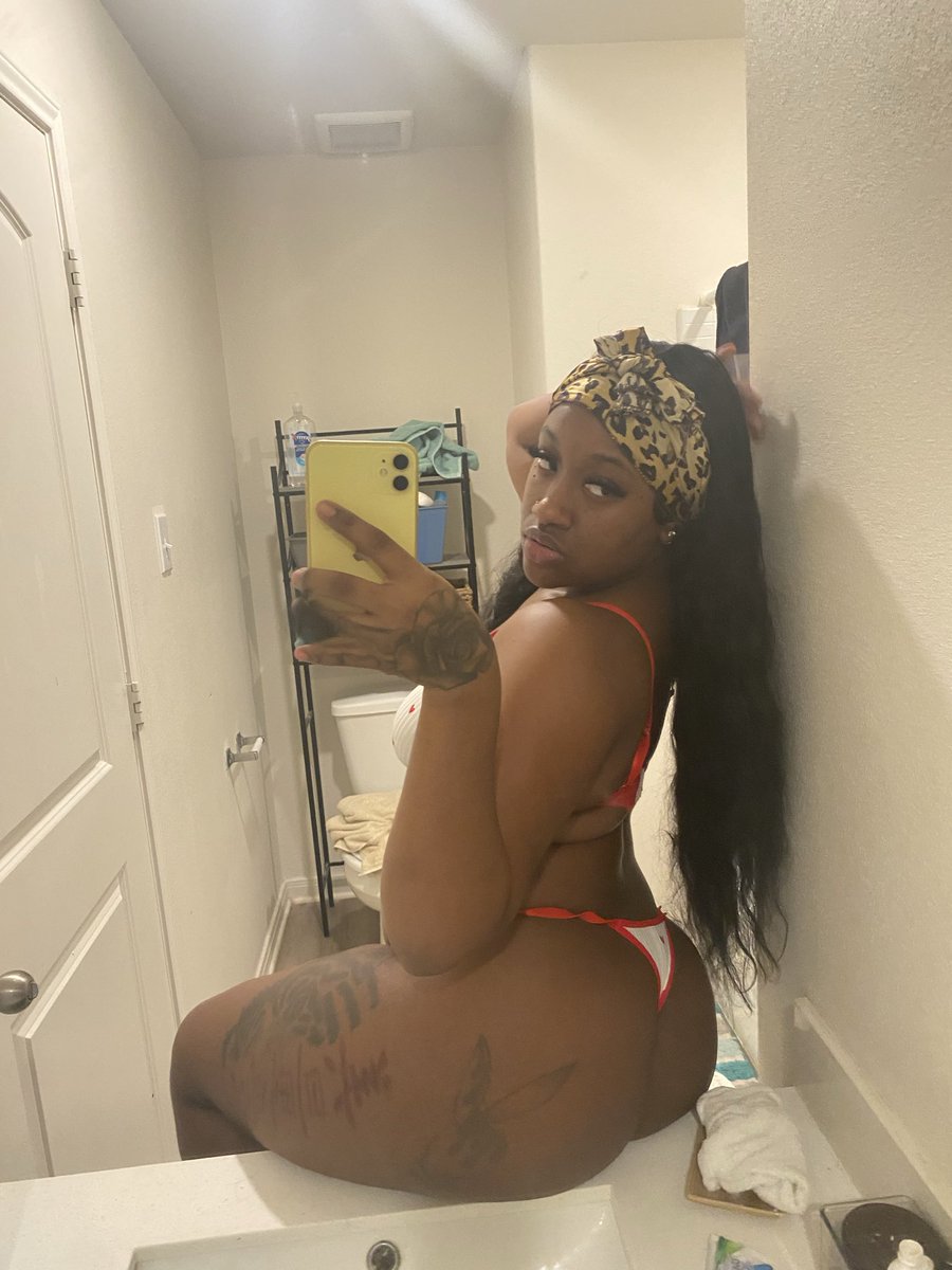 slutfrmdavile's tweet photo. u wanna fuck me don’t you🫩 https://t.co/Ec5b6cuLy4