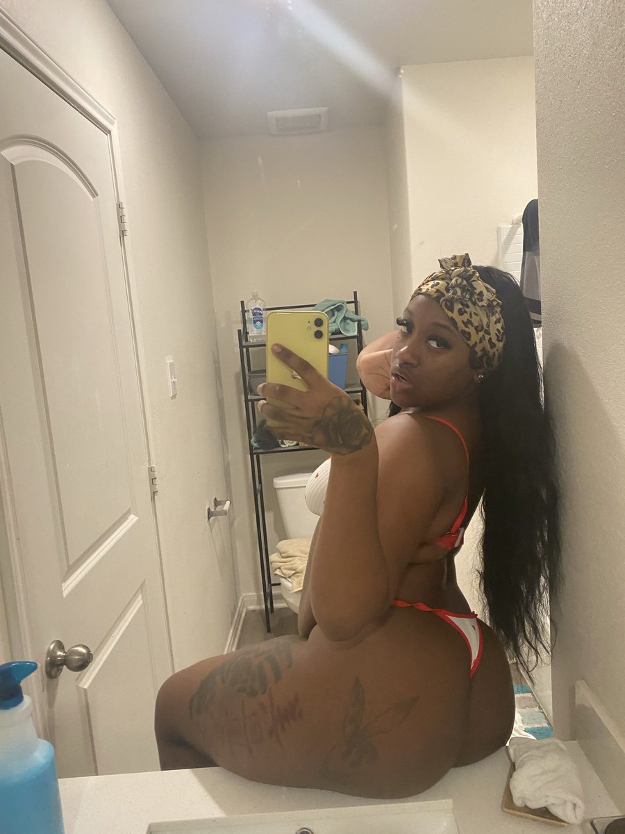 slutfrmdavile's tweet photo. u wanna fuck me don’t you🫩 https://t.co/Ec5b6cuLy4