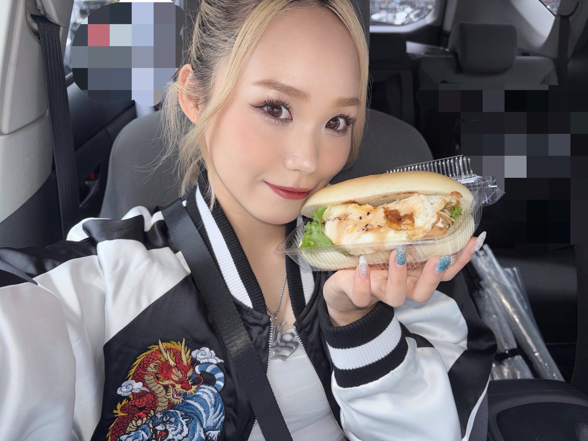 CS_Asari's tweet photo. BATTLE 5まで続いた👏🏻👏🏻

初めてにしては良い成績なんじゃ！？
スマスロ北斗の拳まだ空き台もあるので是非遊技される方は #ウエスタン葛西店 へ！！

お昼はスタンプカードが順調に溜まっているコッペパン屋の月見コッペ🌕🥖
美味しゅう美味しゅう😋
午後はジャグラー回してみるかな〜

#CStyle 
#PR https://t.co/rIrrp3p0oe