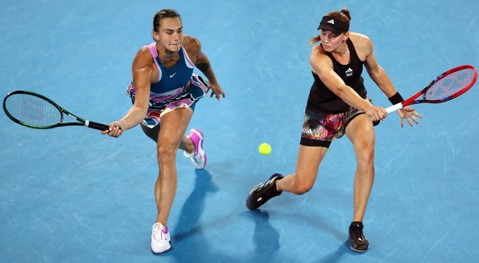 da_muguruza's tweet photo. Rybakina vs. Sabalenka is THE biggest rivalry of this generation.

H2H: Sabalenka leads 10-8
Finals: Rybakina leads 5-2

And Rybakina has beaten Sabalenka in ALL the big finals:
WTA 500
WTA 1000
WTA Finals
Grand Slams x2 https://t.co/sdDBgDglOz