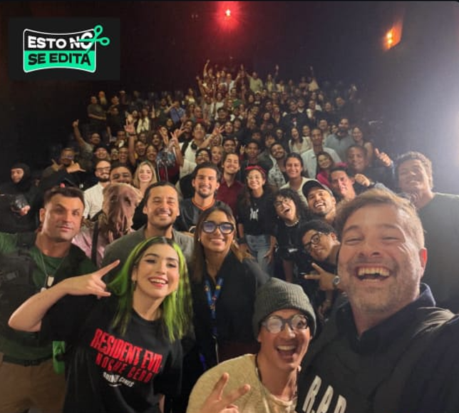 Diegucchiireal's tweet photo. @FairlyGab GRACIAS POR LA FOTO (Me dio pena acercarme JAJAAJ) https://t.co/lAuZvI65vR