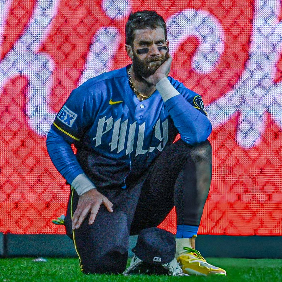 TalkinBaseball_'s tweet photo. Game 162 playoff scenarios:

PHI in with win or AZ loss
AZ in with win and PHI loss
HOU in with win or TEX loss
TEX in with win and HOU loss https://t.co/LvybMMUM3h