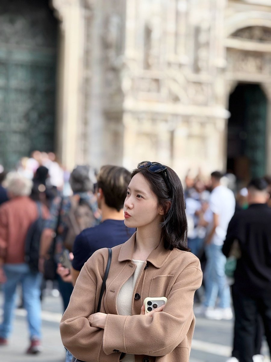 ordinarynojaem's tweet photo. YoonA enjoying her time in Milan🥹🤎 https://t.co/i8F9HqOaOJ