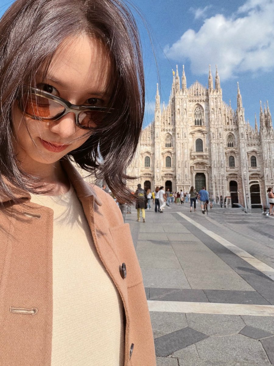 ordinarynojaem's tweet photo. YoonA enjoying her time in Milan🥹🤎 https://t.co/i8F9HqOaOJ
