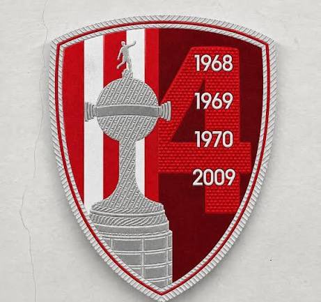 yon0senada's tweet photo. @RosarioCentral PENDEJO TETRACAMPEÓN https://t.co/XcKmw3SOmg