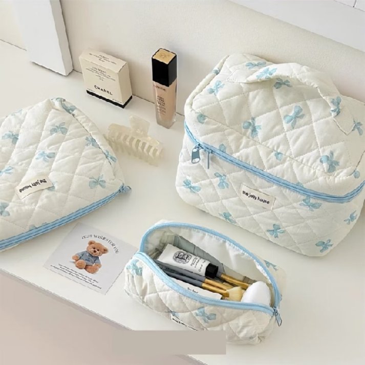 auelia_'s tweet photo. Nah kalo yang ini ala ala Korea nih.
Pencil Case Korea Style, tampilan modern dengan gaya Korea, bahan katun lembut, nyaman digunakan, tersedia beberapa ukuran sesuai kebutuhan✨️

 🔗 https://t.co/l0bWO2NBp2 https://t.co/8T5aeqIqbX