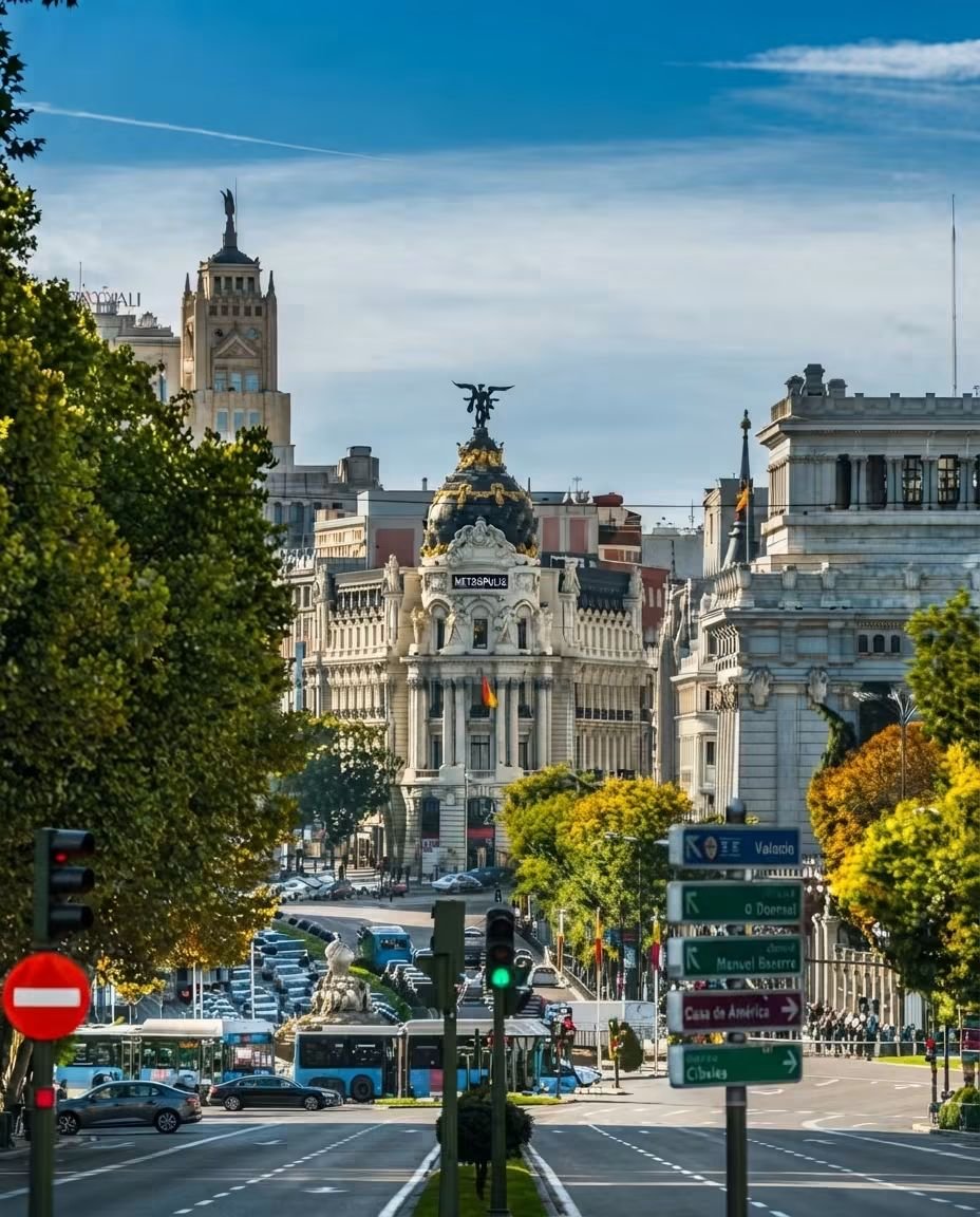 PrettyCitiesX's tweet photo. Madrid Spain 🇪🇸 https://t.co/eppj2yt1T8