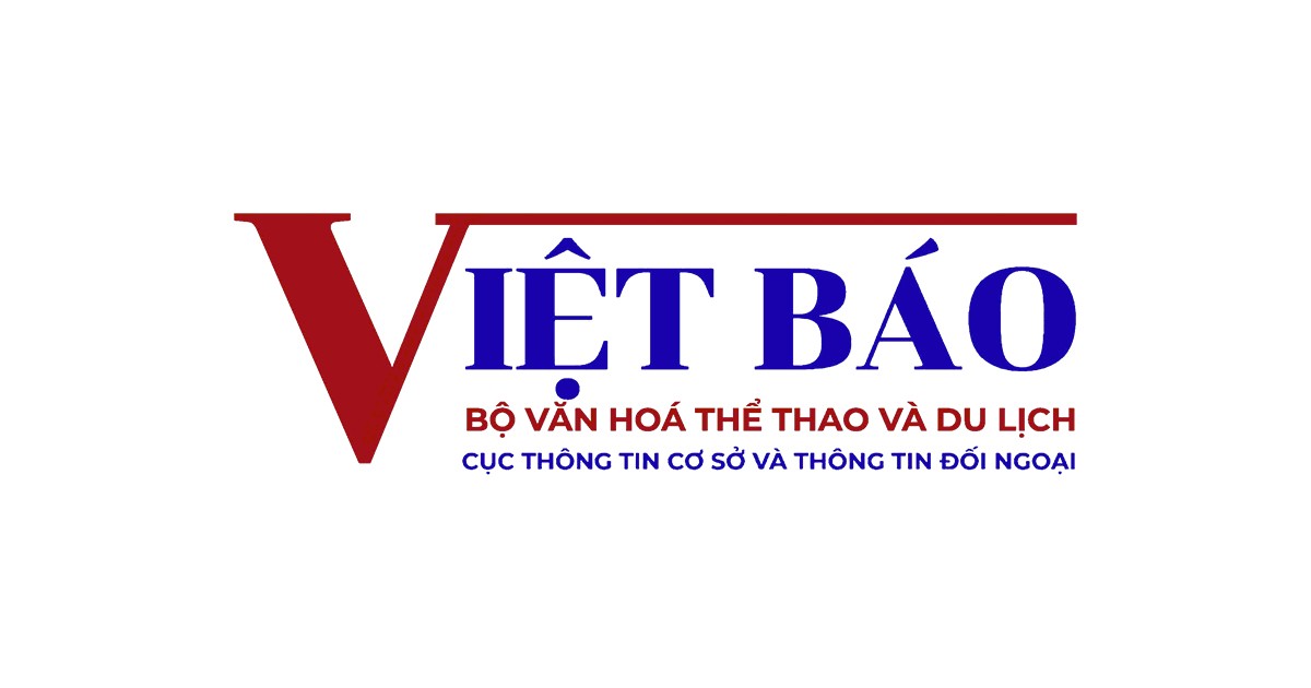 Jamesdonnellam's tweet photo. Nhiều nghệ sĩ Việt đều tự hào về nền tảng gia đình quân nhân hoặc ngoại giao. Chi Pu xúc động vì cả ông nội, bố và bác đều là đại tá. Hoa hậu Lê Nguyễn Bảo Ngọc tôn vinh cha là đại tá, bác sĩ quân y đã dạy cô về trách nhiệm. https://t.co/c7ibW0ADd4