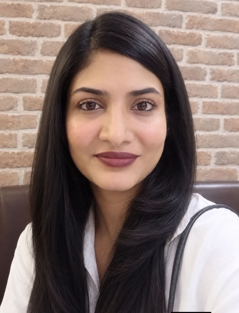 AbhijitDipkeCJP's tweet photo. 🎖️ THE JOURNALIST WHO EXPOSED CRACKS INSIDE INDIA'S ELECTION COMMISSION🎖️

Meet Ritika Chopra - The Indian Express journalist whose investigation revealed serious internal dissent within the Election Commission of India.

Her report found that two Election Commissioners, Sukhbir Singh Sandhu and Vivek Joshi, formally objected at least 14 times over 10 months to decisions and orders they say were made without their knowledge - with some objections even going straight to the Cabinet Secretary.

Chopra has over 19 years of journalism experience, joining The Indian Express in 2015 after stints at The Economic Times, Hindustan Times, and Mail Today. She currently serves as Resident Editor in Mumbai and heads coverage on government policy, education, and the Election Commission.

Her work has earned major recognition - including the Ramnath Goenka Award (2021), the International Press Institute India Award (2022), and most recently, the prestigious Chameli Devi Jain Award for Outstanding Woman Media Person (2024).

In an era of noise, real investigative journalism still moves institutions. Salute to the work. 🫡

@RitikaChopra__