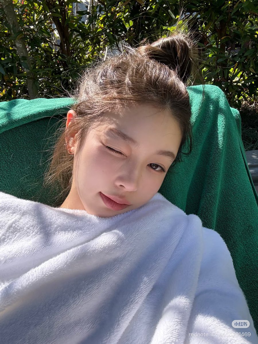 1999_ls's tweet photo. ヘルシー女子の特徴は、"盛るメイク"より"整えるメイク"で素材を活かしてて美しすぎる… https://t.co/sRT0PE1Orj