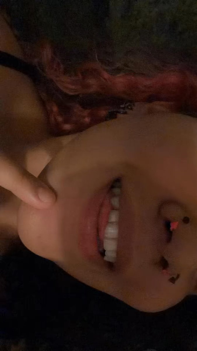 luv_manda6's tweet photo. love the new nose jewelry 🩷🖤 https://t.co/BJI0OoRZy6