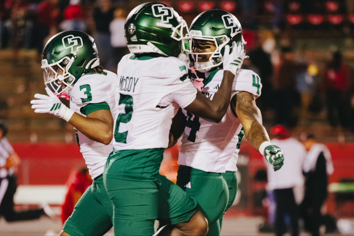 calpolyfootball's tweet photo. ✅2-0 in Big Sky!

#RideHigh https://t.co/uL4T13azSt