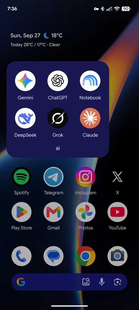 W3HDi's tweet photo. I’m not sure if the missing blur effects in parts of Material 3 Expressive on my Google Pixel 7 are intentional in Android 17 QPR1. Newer Pixels appear to have them. I hope this is addressed in a future update and isn’t a device-specific limitation. https://t.co/KYmUwkgE2P