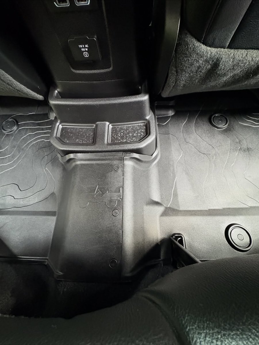 YungAltimus's tweet photo. Deep Clean From Within. Don’t neglect the heart of your ride. Reserve Your Spot Today
860-348-3641
DM
We Come To You https://t.co/XOdUWSUhph