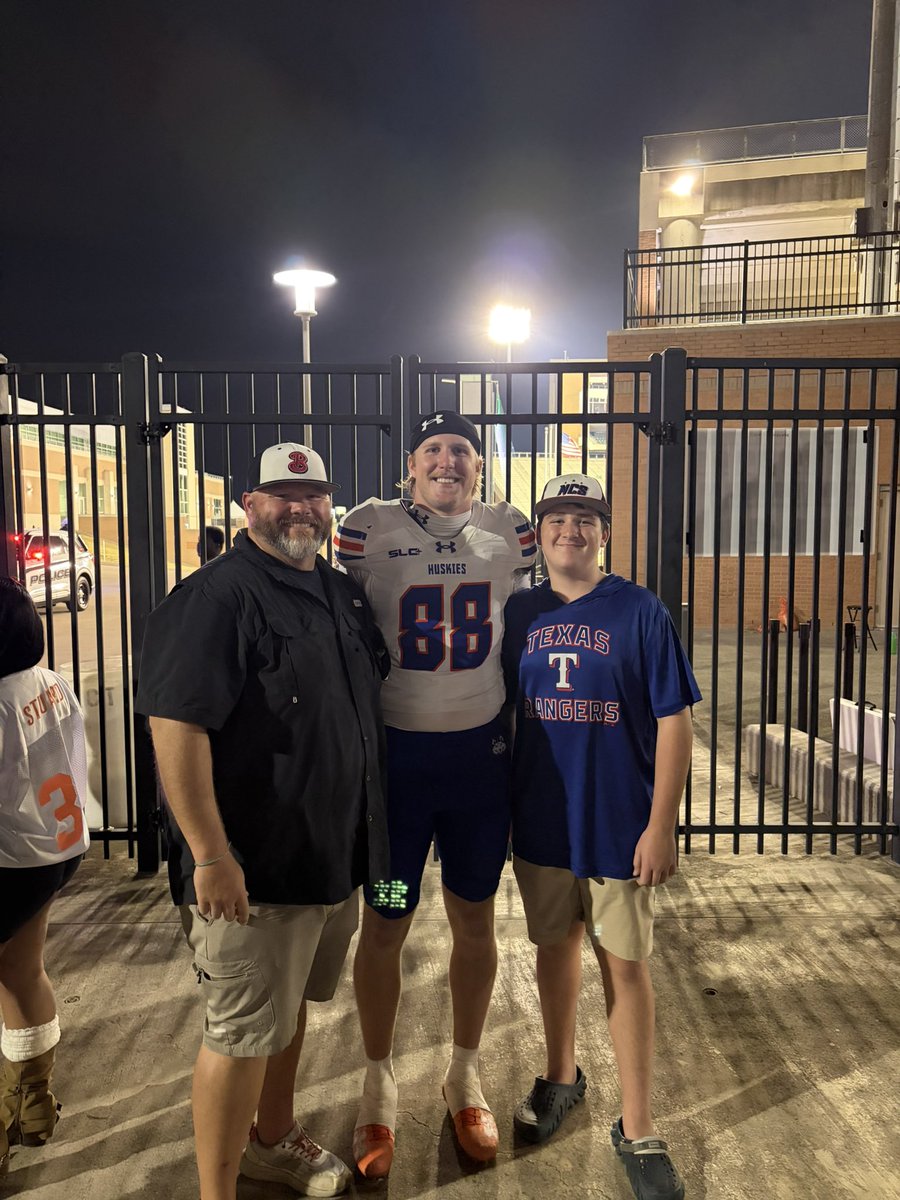nickcbrown's tweet photo. Got to see my guy @jett_runion do his thing tonight! Still a dude. https://t.co/ETqZ9CX1Hq