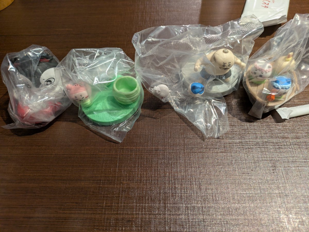 htwr_0501's tweet photo. 5回引いてコンプリート出来たよ〜！！！✨ https://t.co/av7WeQuBt6