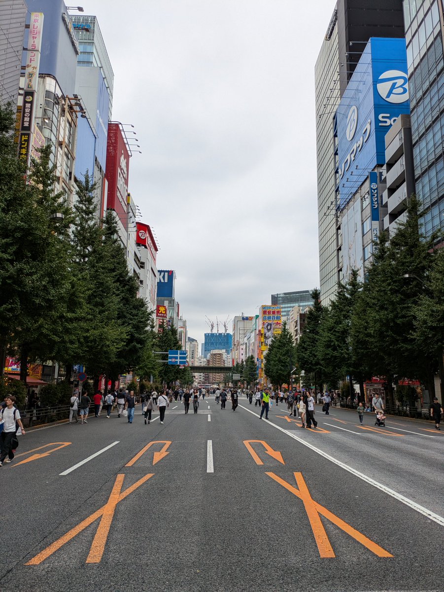 S_MRch tweet picture