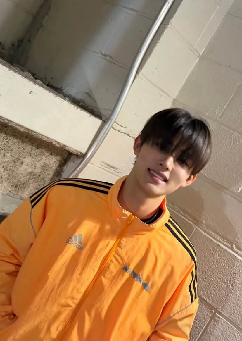 eomsean133's tweet photo. @eomlandvnfp2 His passion never fades, and neither does his desire to grow. Keep shining, Seonghyeon! ✨
#SEONGHYEON #성현 #ACEOMonTop #CORTIS #코르��스 https://t.co/PwOjOq1ivJ