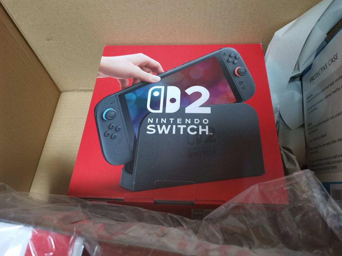 themoonsquare's tweet photo. ついにSwitch2をお迎えしてしまった https://t.co/JQ4bff3plv