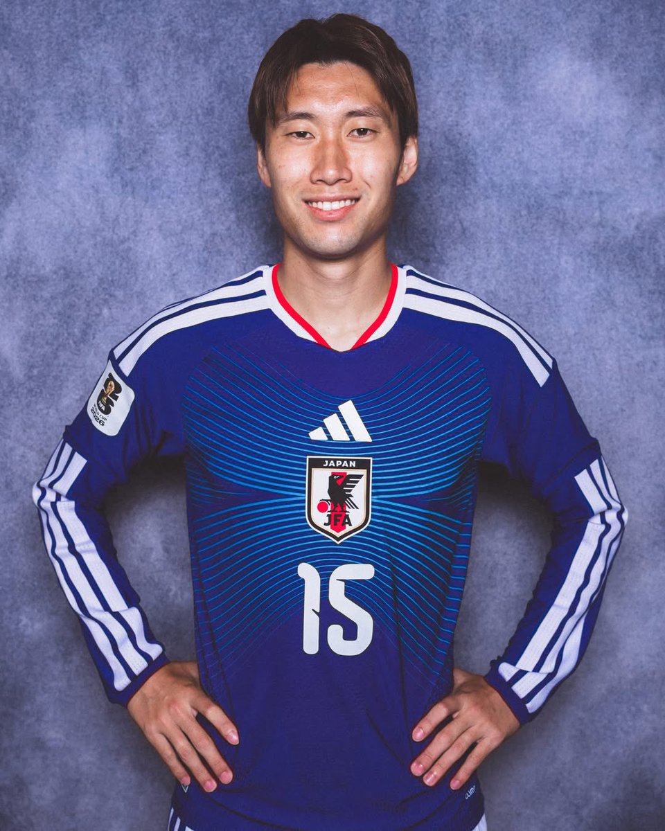 Fooootest's tweet photo. ヒメネスと塩貝健人の小競り合いを振り返る鎌田大地🇯🇵🗣️

▼

「彼がこれから本当に世界を代表するような選手になれば、こういった行動もすべて正解になると思うし、これからうまくいかなければ、やっぱり間違っていたと見られてしまうと思う」

「彼もそれを理解したうえで発言や行動をしていると思うし、それはこれから彼自身が掴んでいくものだと思う」

「なかなかああいう選手は今の時代にはいないので、面白い選手だなと思いつつ、どっちに転ぶのかなという感じですかね」
