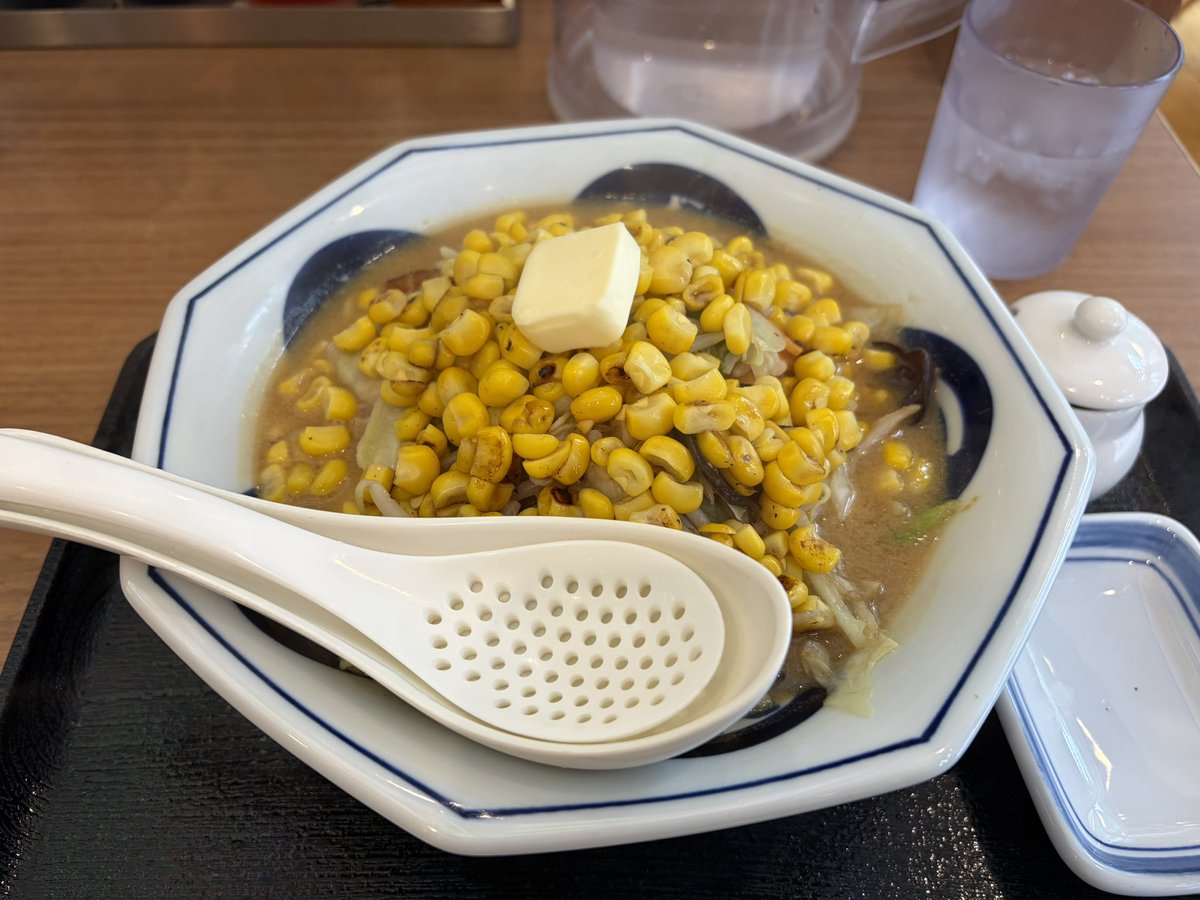 narurururu6's tweet photo. 一年分のコーン食べたわ https://t.co/nFT0LTZHlh
