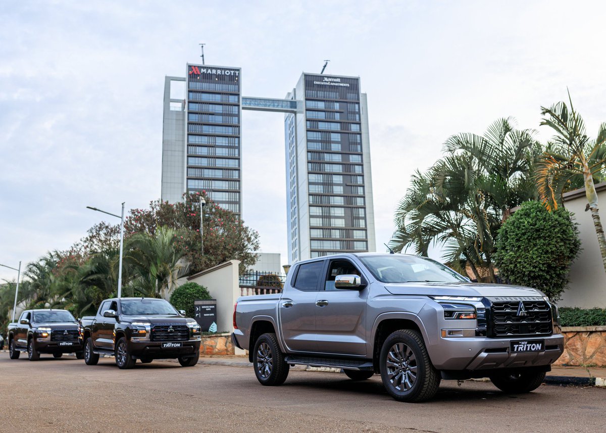 Philemonkats's tweet photo. Happening at Marriott Kampala📍
•Free Entrance
•Opening time 10AM
•Closure time 10PM
•From Friday 25th to Sunday 27th
Come and discover your next drive with Mitsubishi’s newest lineup!
#WeekendPlot
#DiscoverYourNextDrive
#MitsubishiTriton
#VictoriaMotorsUganda https://t.co/ZXkT2O9Plg