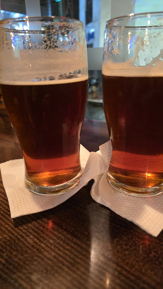 sofiayalejandr's tweet photo. Salud ! Será una noche interesante? Jajaa https://t.co/kbWQpWqAX7