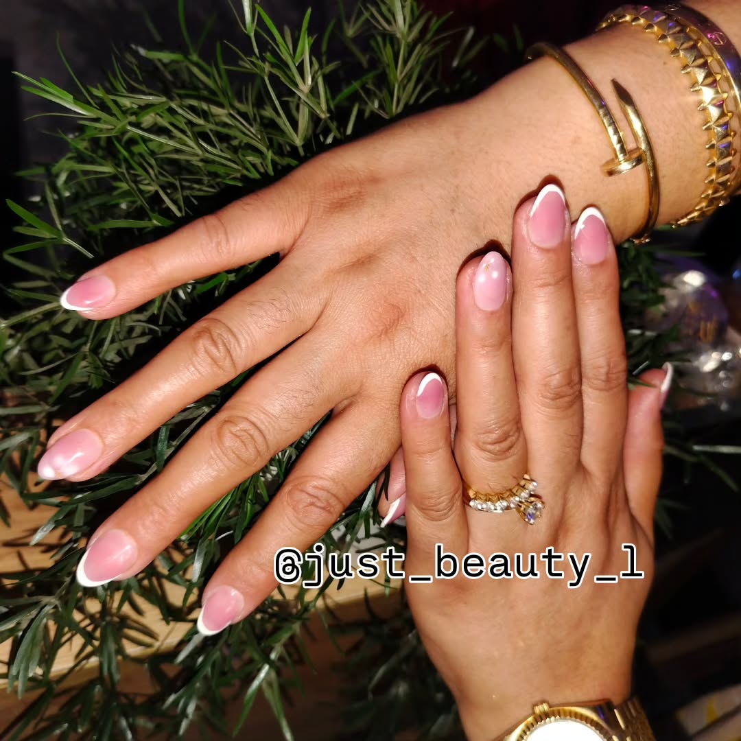 marxortega's tweet photo. @just_beauty_l جل كبسولة أظافر جل نرجس https://t.co/0tScyngx4h