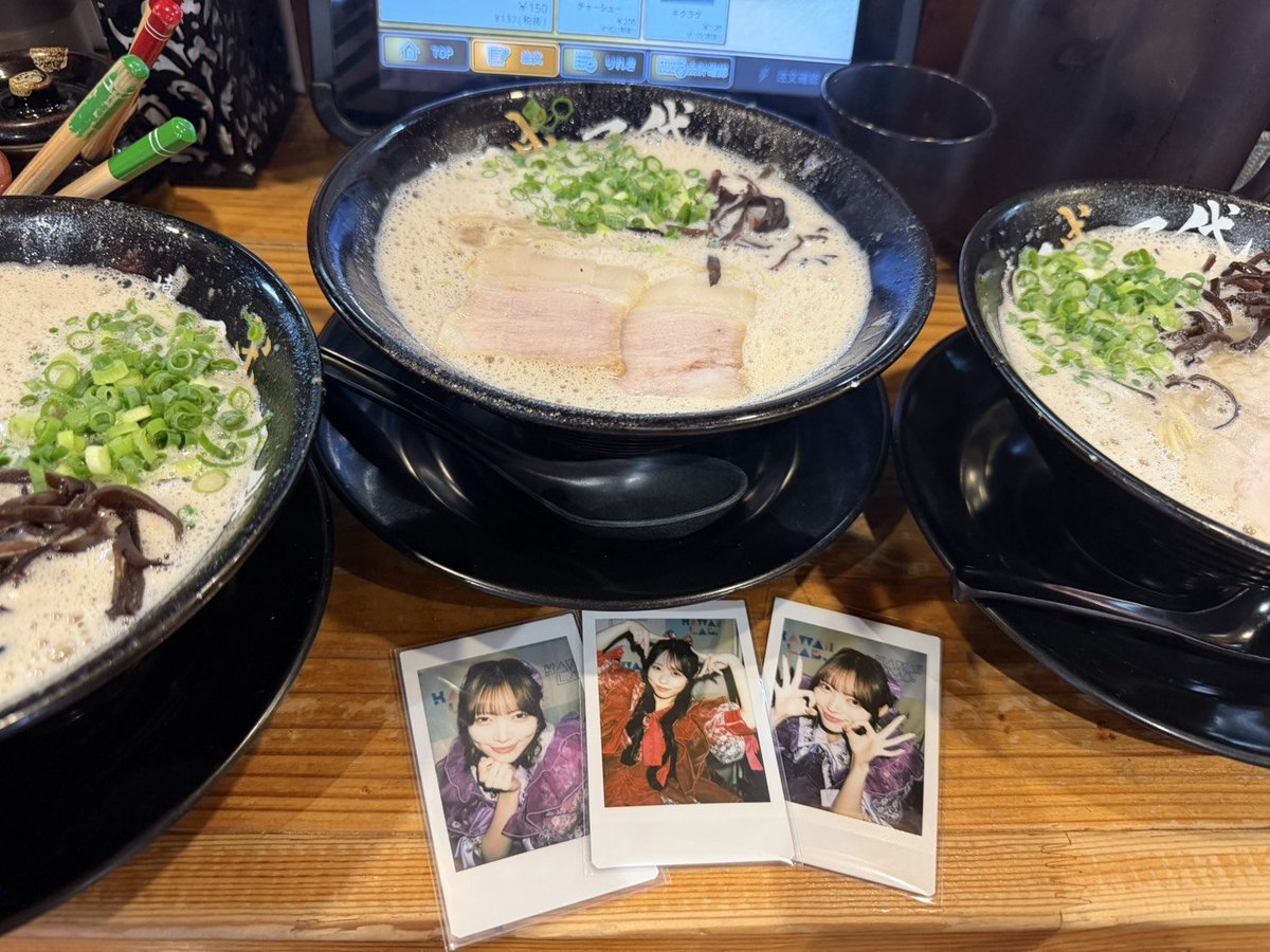 mako_cutest's tweet photo. ラーメン食べるしかないよな🍜 https://t.co/2hYhesm6kr