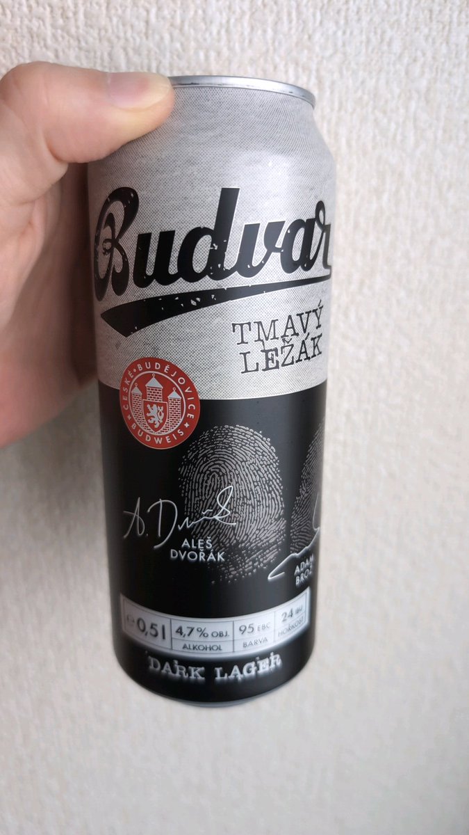 ichiienjin's tweet photo. やまやで売ってた3本で1000円の海外ビール🍺 https://t.co/2l2uY7X1ii