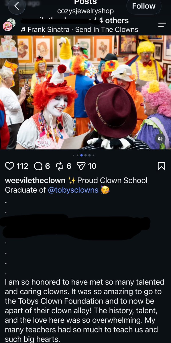 lowlowww's tweet photo. @SanctaUmbra @KaitMarieox Oh? 🤡 https://t.co/fMAyxi6vz0