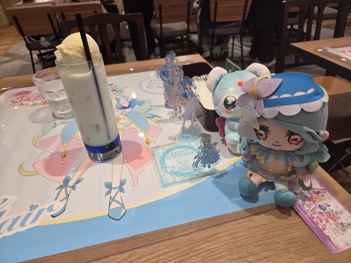 Winks_3215's tweet photo. タワレコカフェ中目黒行きました。
まさか、自分の席がエクレール🩵でした✨
とても嬉しかったです✨
コラボメニューもおいしかったです😋
グッズなどは後程上げます✨ https://t.co/OfdNlCka2y