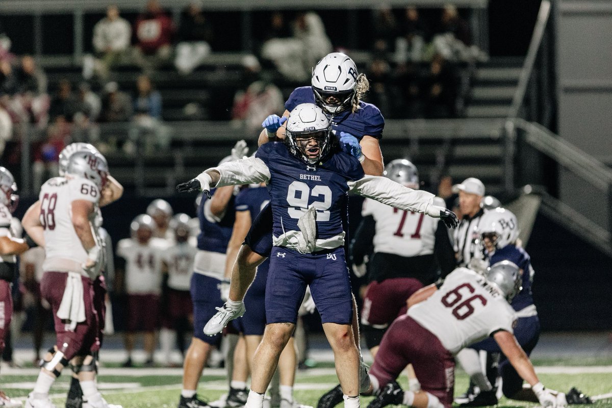 BethelRoyals's tweet photo. M 🏈 | That’s how it’s done… Another W in the scrapbook 👊 https://t.co/hpTL0lupoo