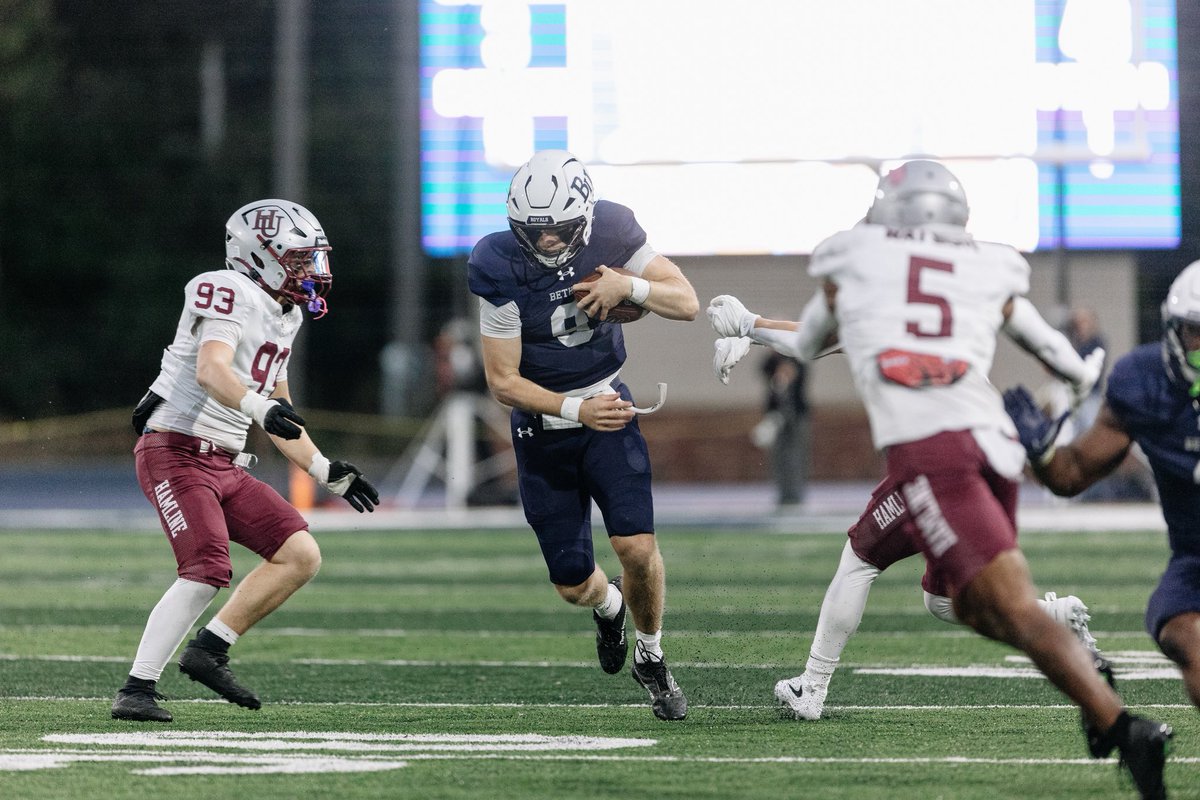 BethelRoyals's tweet photo. M 🏈 | That’s how it’s done… Another W in the scrapbook 👊 https://t.co/hpTL0lupoo