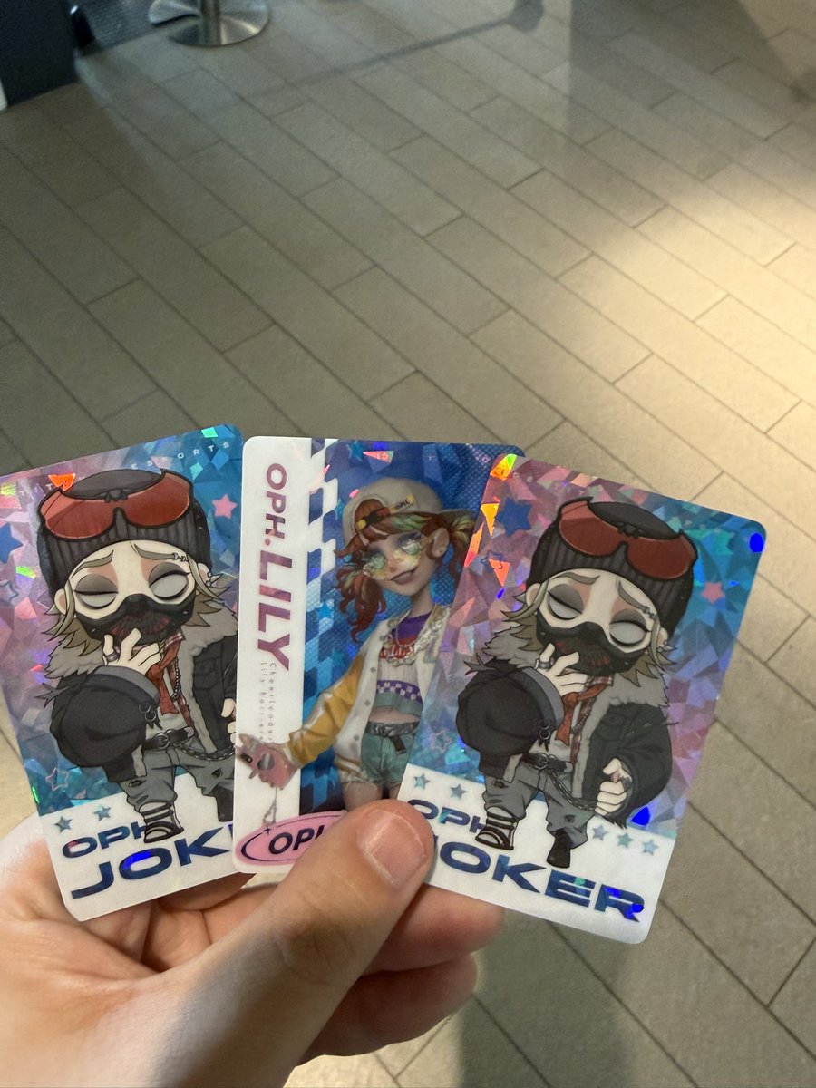 jaimychannel's tweet photo. Joker keeps trolling me everywhere, I like this skin but go away pleaseeeee 😭😭😭
#identityV #identityv #idv https://t.co/301EwM3gSz