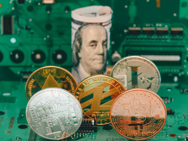 CelineYueu's tweet photo. Dollar in the back, coins in front — that’s the whole trade in one photo. Crypto already made its move. Now it has to keep looking stronger than cash when the excitement fades. https://t.co/Rb41sfzFYS