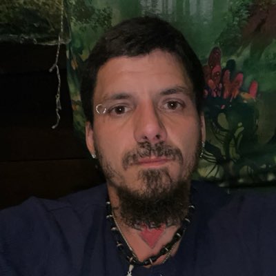 Drakebloodraine's tweet photo. #NewProfilePic https://t.co/aZFfTbMhNK