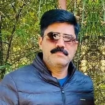 KrishnaChandr71's tweet photo. बिलासपुर प्रेस क्लब के वरिष्ठ सदस्य द हितवाद के रिपोर्टर विनीत चौहान जी को जन्मदिन की ढेर सारी शुभकामनाएं https://t.co/eNnPpjZxmZ