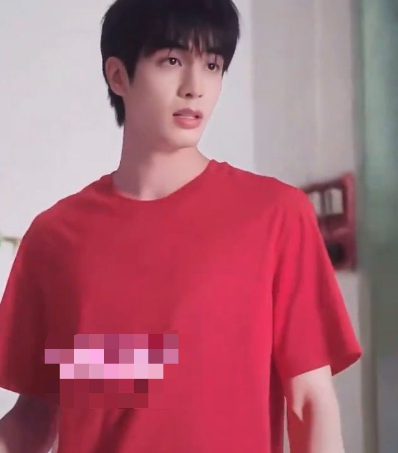 imimmimij's tweet photo. Why does his red look remind me so so much of CY😭 btw longlong dyed hair era is everything🤘🏻🤧 https://t.co/3unNEjQ1RP