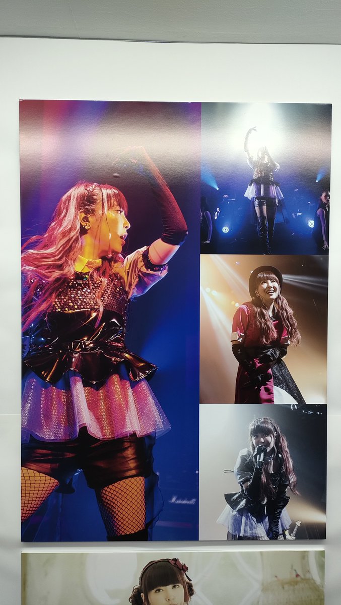 emu_eye179's tweet photo. 横浜のビブレにも行って来ました
君すくのお衣装見れて良かった

明日までの展示のようです
 #黒崎真音
 #MEMORIESLAST https://t.co/TmaSzlfXXa