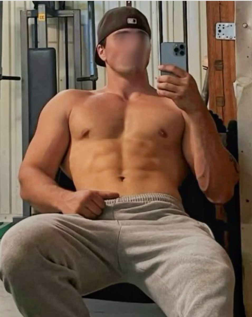LucaStr8Boy's tweet photo. Wataa 🥵🔥 https://t.co/1hoBjvDPgc