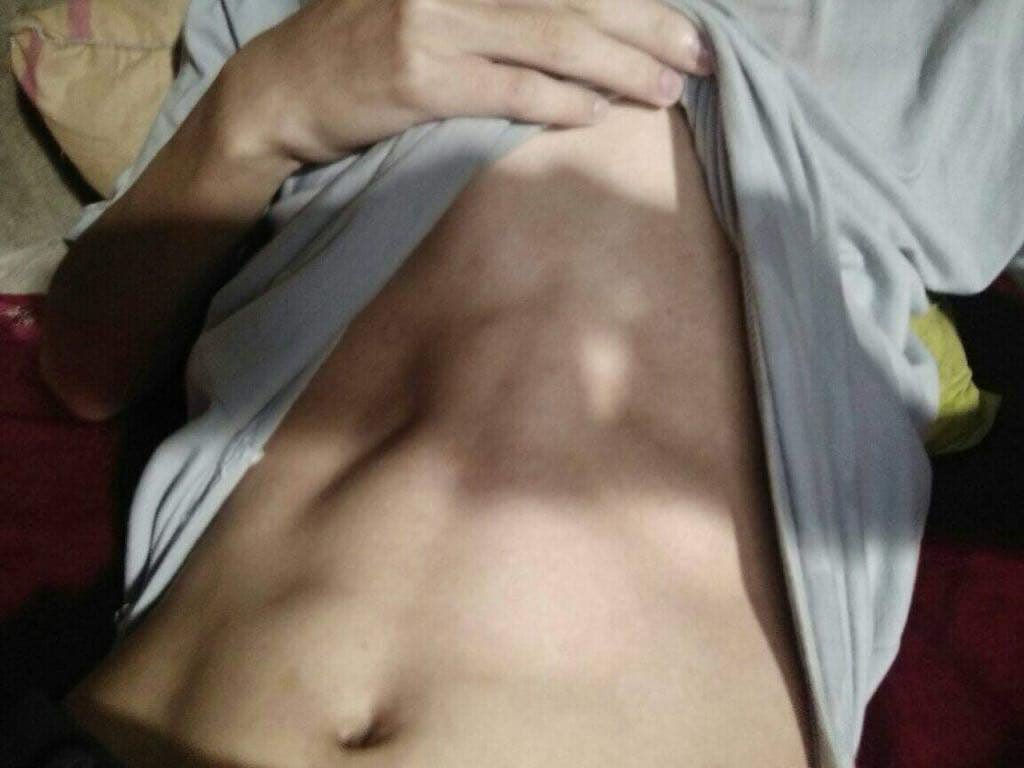Hvu2003's tweet photo. “r��ng thêm tí nữa là m thành hoàng kim cốt r đó hvu ạ”😭😭💀💀 https://t.co/lxtK7ocWUR