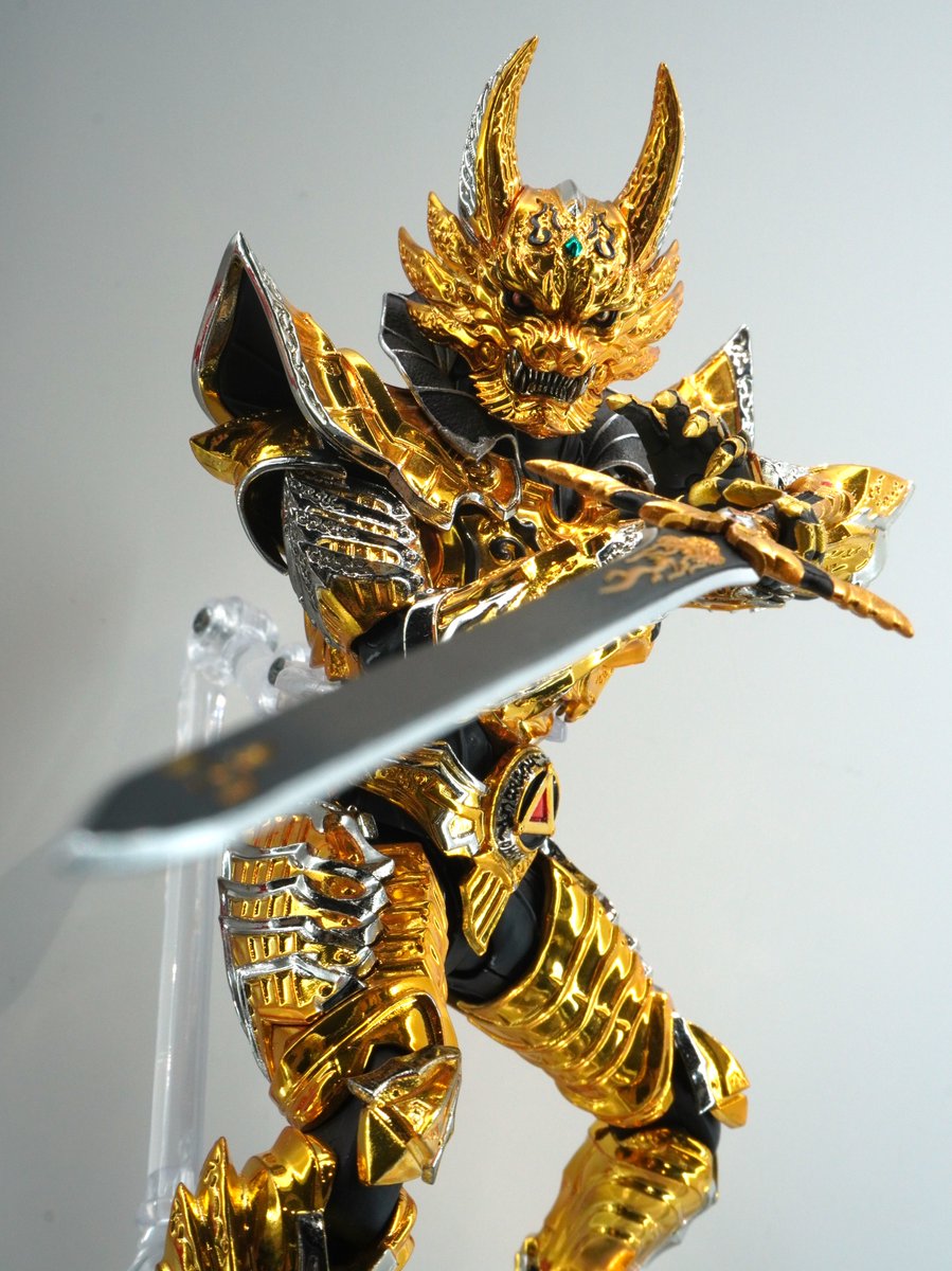 tamashii_tnt's tweet photo. 📢まもなく受注締切！
 
「S.H.Figuarts（真骨彫製法） 黄金騎士ガロ・翔」を魂ストア東京にて展示中❗️
 
⏰ご予約は9月27日（日）23時まで❗️
🛒https://t.co/hE6ei7gym2
 
#牙狼 #GARO #t_shf #魂ストア東京 https://t.co/QOmbYxbCAR