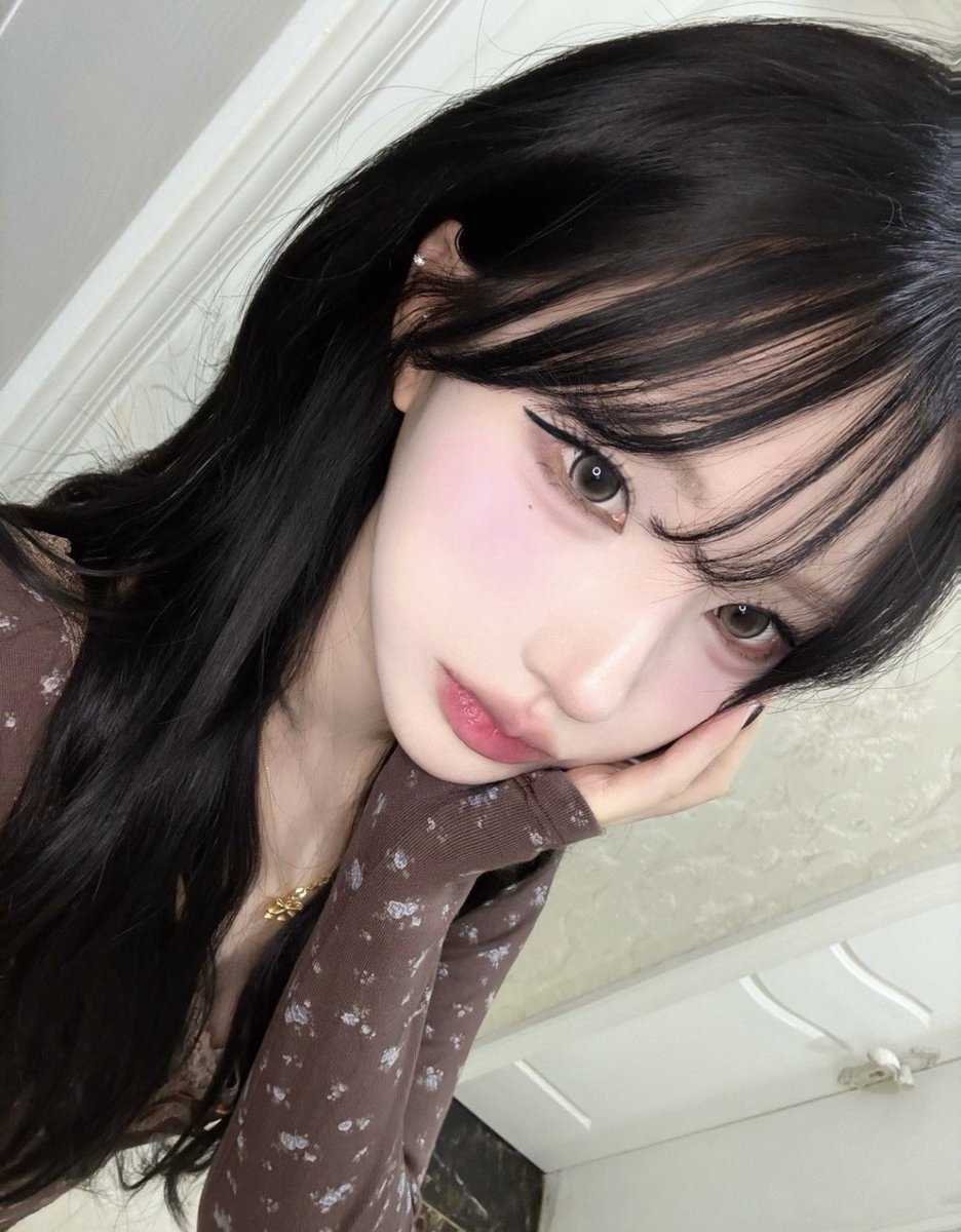 Oliviapg4i's tweet photo. 我真的不要🚪就单纯发发视频  

真的给b看 不信你试试 我真的是女菩萨 https://t.co/3XcikTAroD