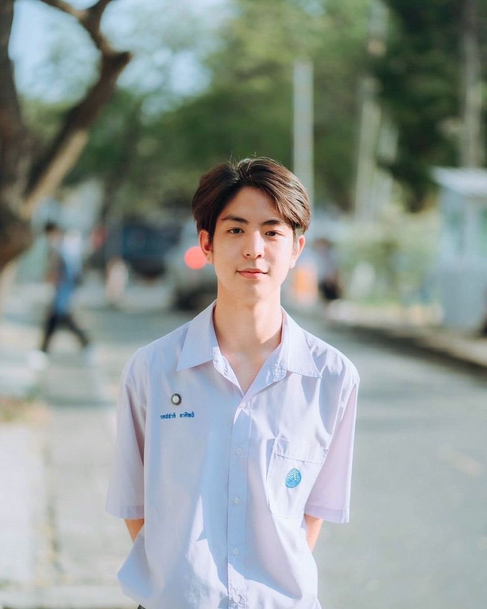 schwn_'s tweet photo. คอนเฟิร์มคับๆๆ หล่อขนาดนี้จริงๆนี่นาา พี่โชนเลยล่ะ ตุวท็อปสาธิตมอบู ✨️🤟🏻
@sea_ta_lay #sea_ta_lay
#WEIRDO101SeriesEP7 https://t.co/CzRu3kdK9Z
