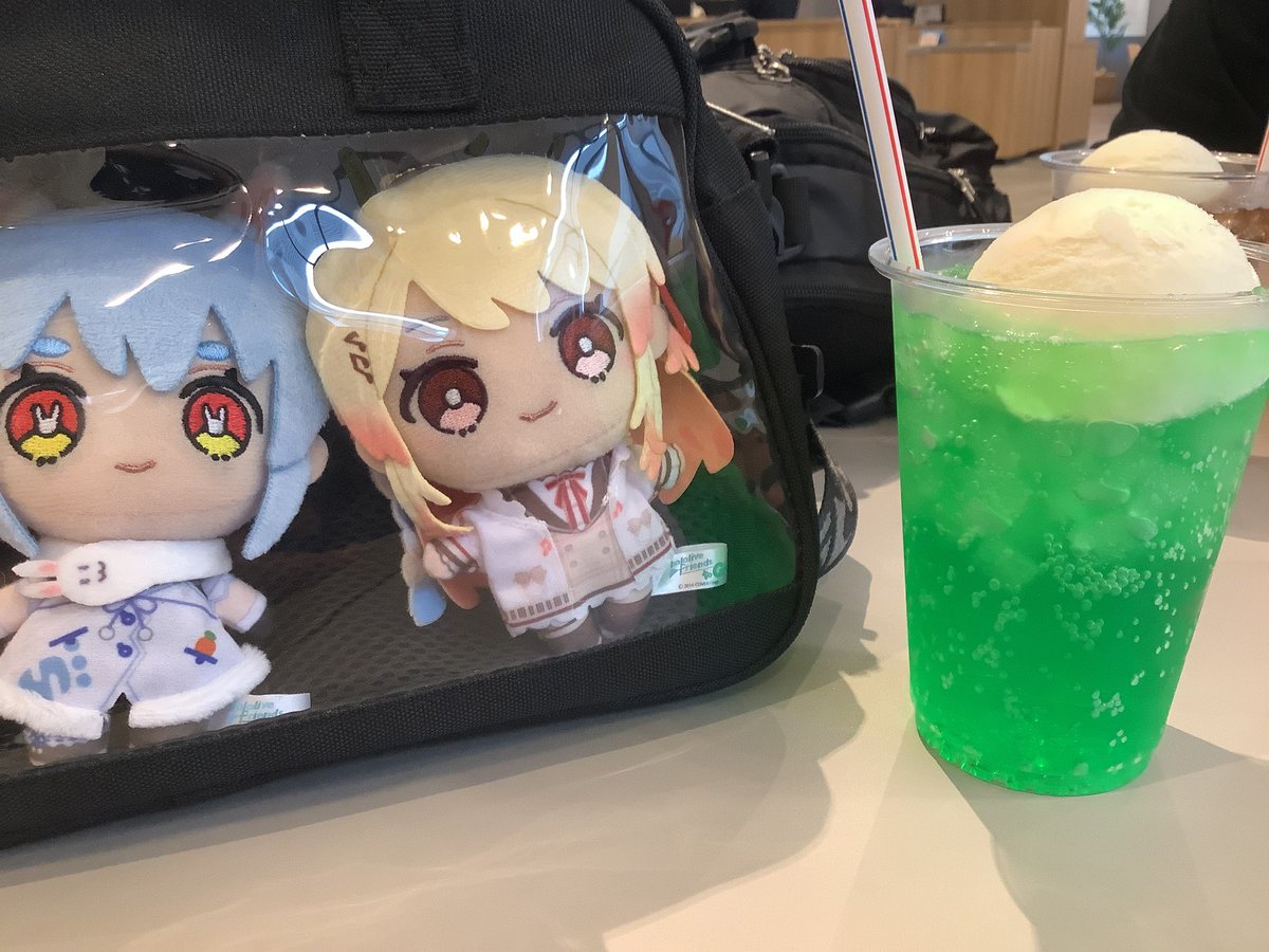 gsiba55's tweet photo. 幕張メッセ到着〜
開演まで時間潰そ https://t.co/YBr189QqMS