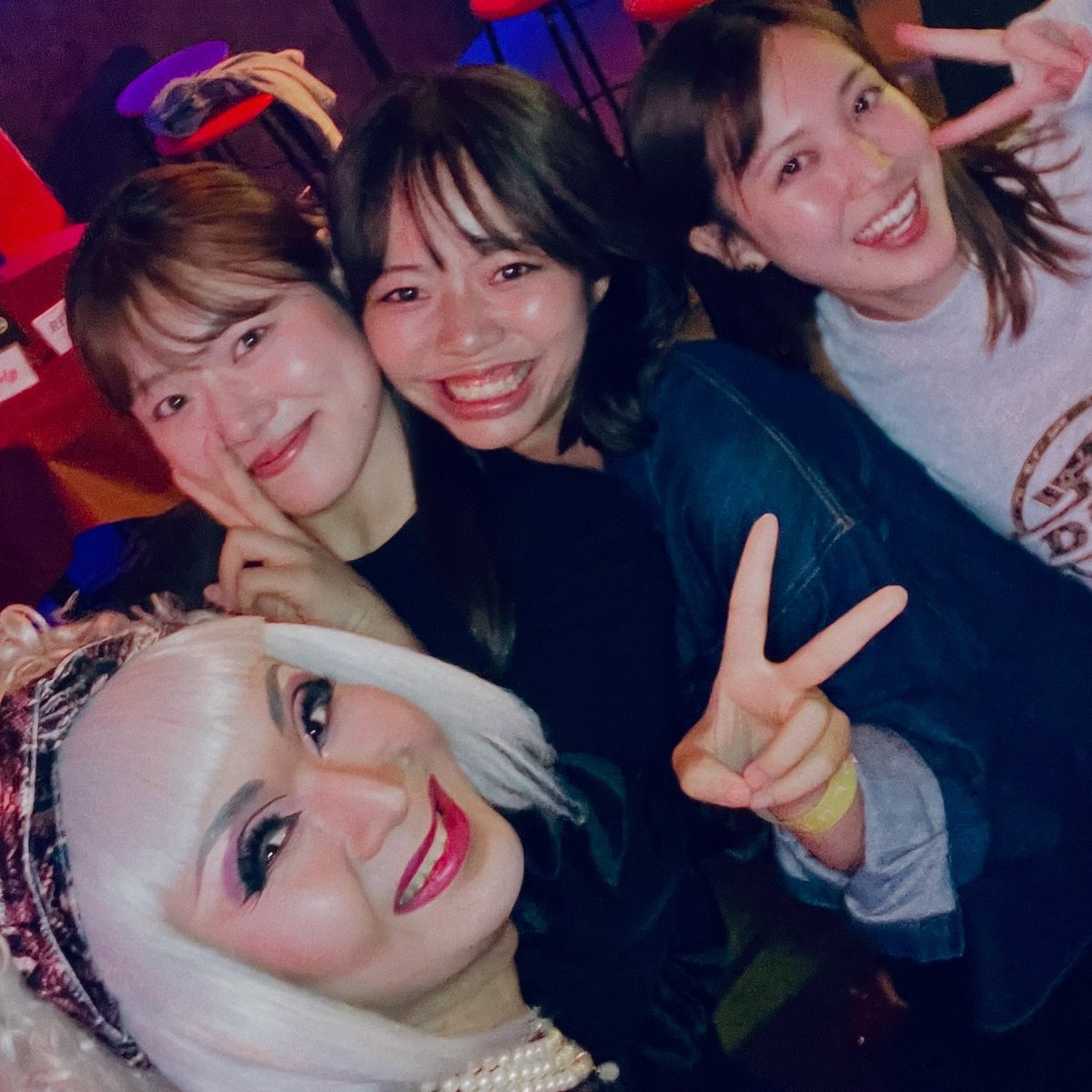 DQ_NOBLE's tweet photo. 遅くなりましたが、昨晩の銀座club plumお越し頂きありがとうございましたー！出勤自体が約ひと月ぶりで飲酒のペースが分からなくなっていたところ、久々に逢いに来てくれた別箱常連さん達が居たりで更に調子乗って飲み過ぎました…汗。後半の記憶がありません、グエー死んだンゴ。苦笑。反省します… https://t.co/lCwZP2Mlvf